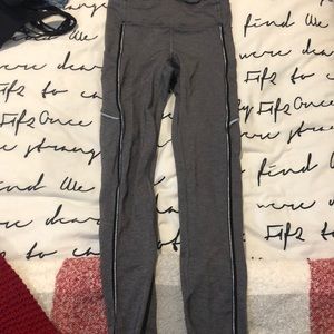 grey lululemon leggings